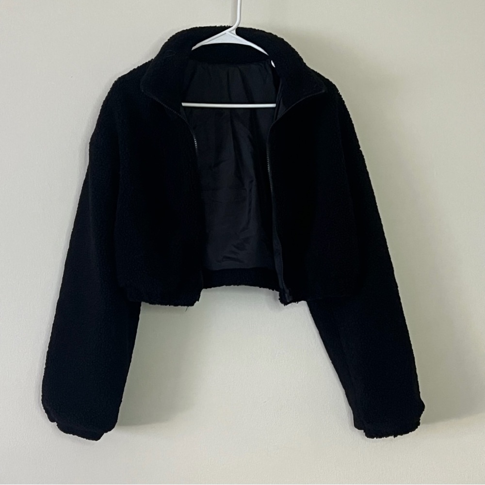 NWOT SHEIN black fleece teddy crop zip jacket size L